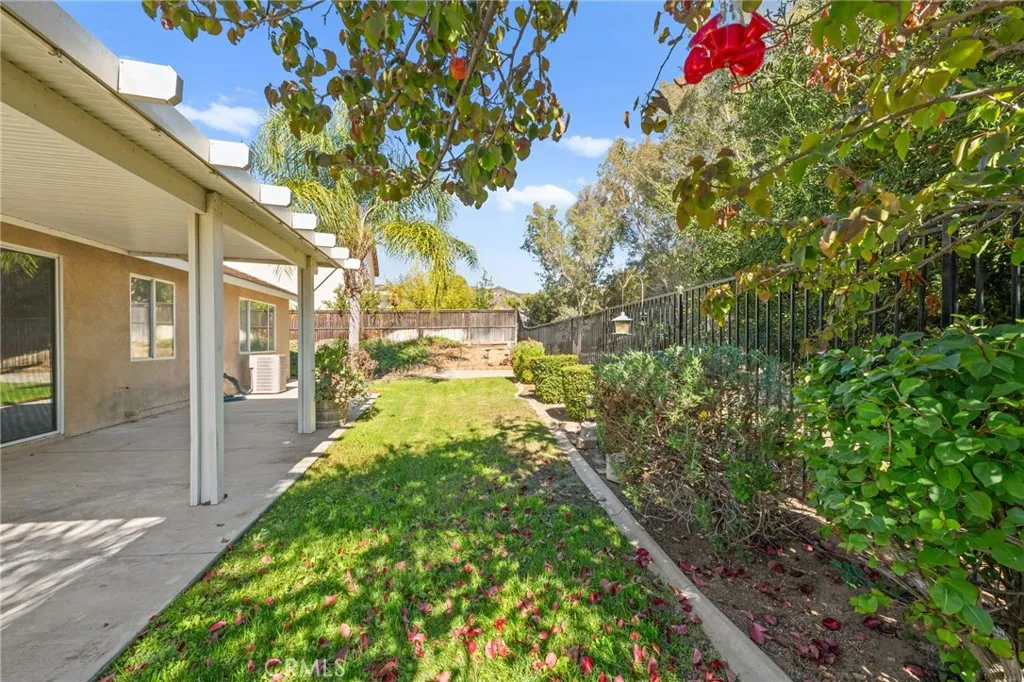 35778 Crest Meadow, Wildomar, California 92595 home-pic-59