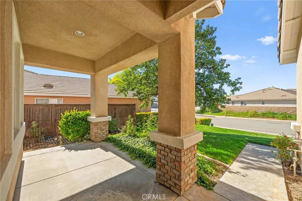 35778 Crest Meadow, Wildomar, California 92595 home-pic-7