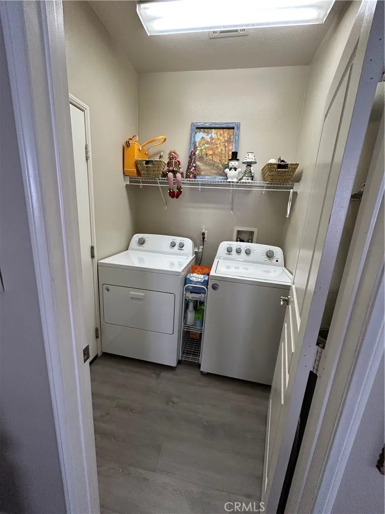 1564 Four Seasons, Beaumont, California 92223 home-pic-28