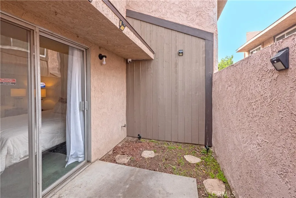 5317 N Barranca, Covina, California 91722 home-pic-36