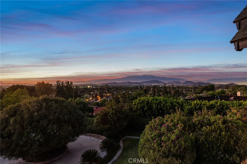 7008 Hawarden, Riverside, California 92506 home-pic-25