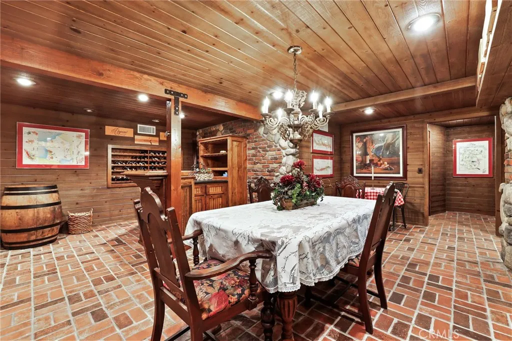 7008 Hawarden, Riverside, California 92506 home-pic-15
