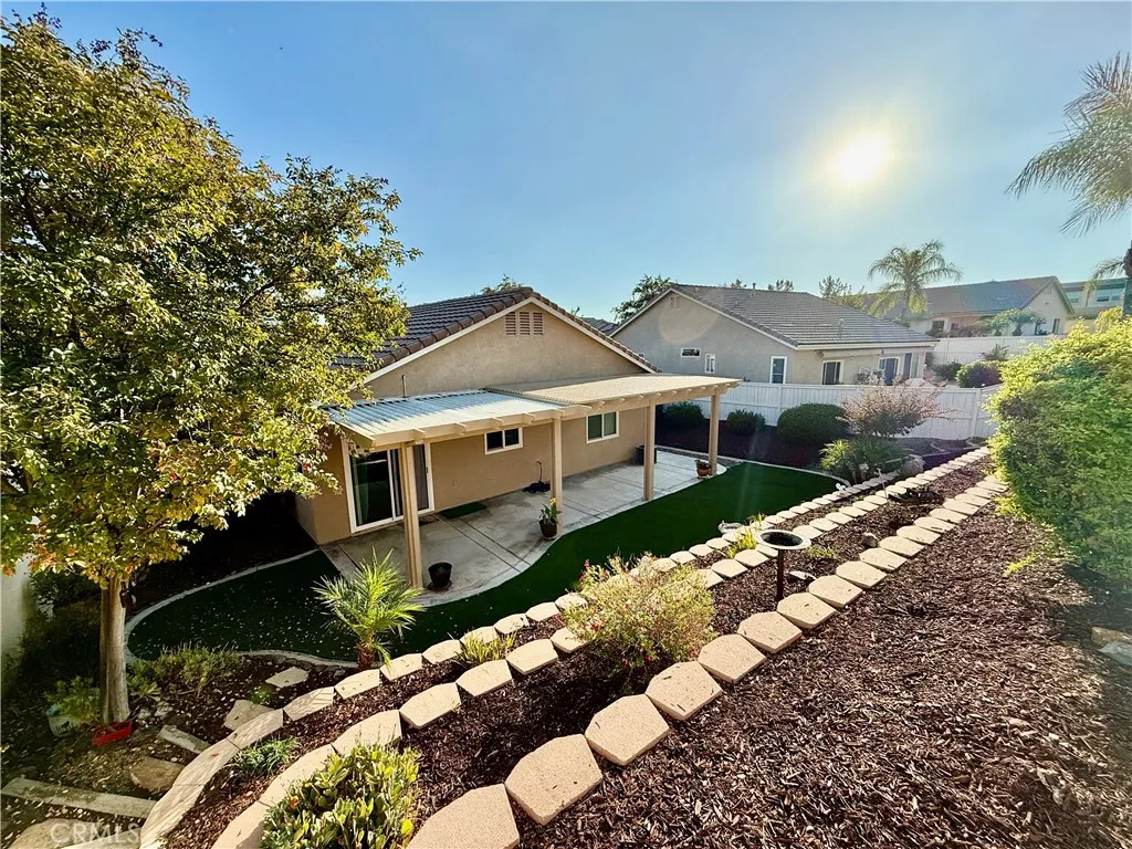 27786 Panorama Hills Drive, Menifee, California 92584 home-pic-1