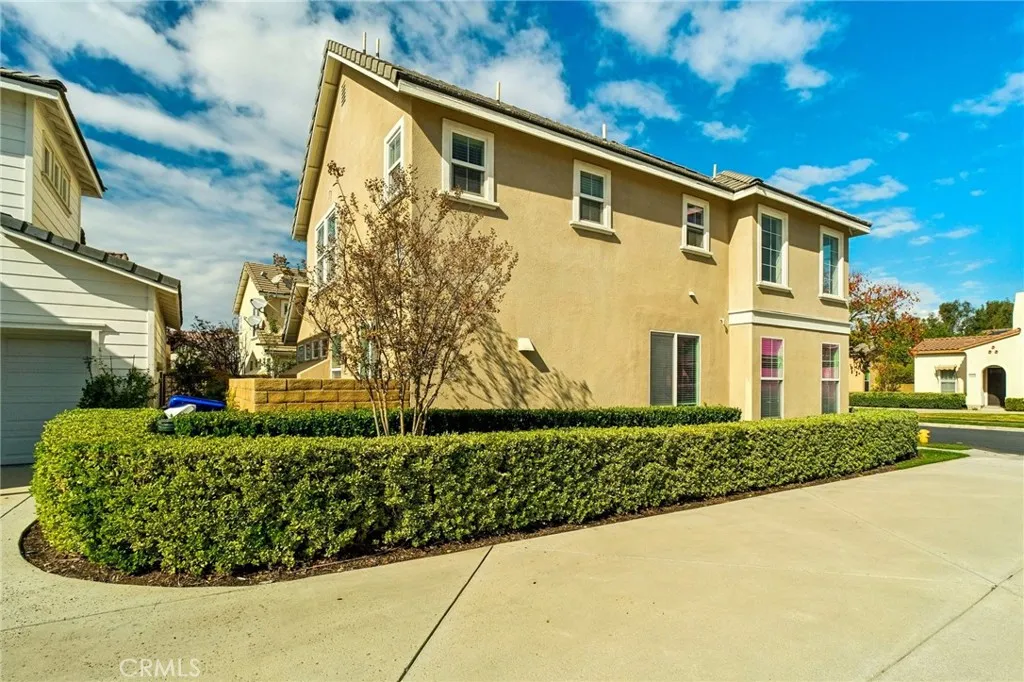 24150 View Pointe, Valencia, California 91355 home-pic-38