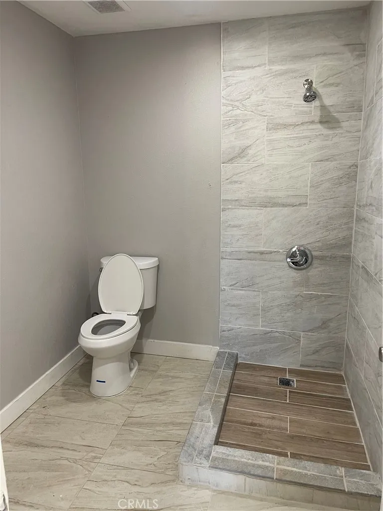 37720 90th E, Littlerock, California 93543 home-pic-36