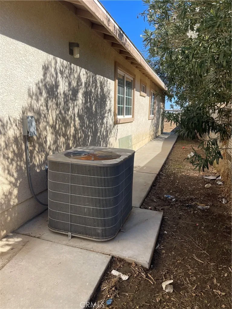 37720 90th E, Littlerock, California 93543 home-pic-7