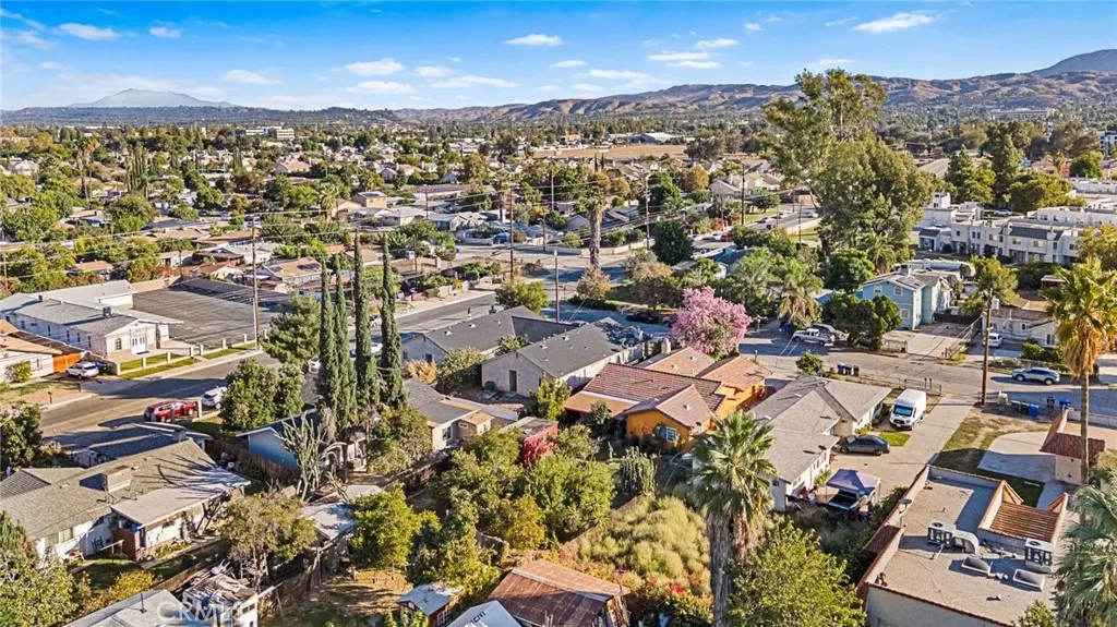 1584 E Davidson Street, San Bernardino, California 92408 home-pic-26