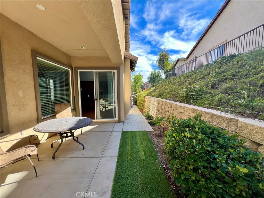 24005 Boulder Oaks, Corona, California 92883 home-pic-25