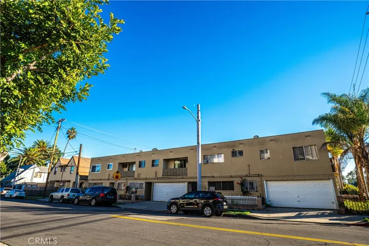 5666 Lemon Grove 8, Los Angeles, California 90038