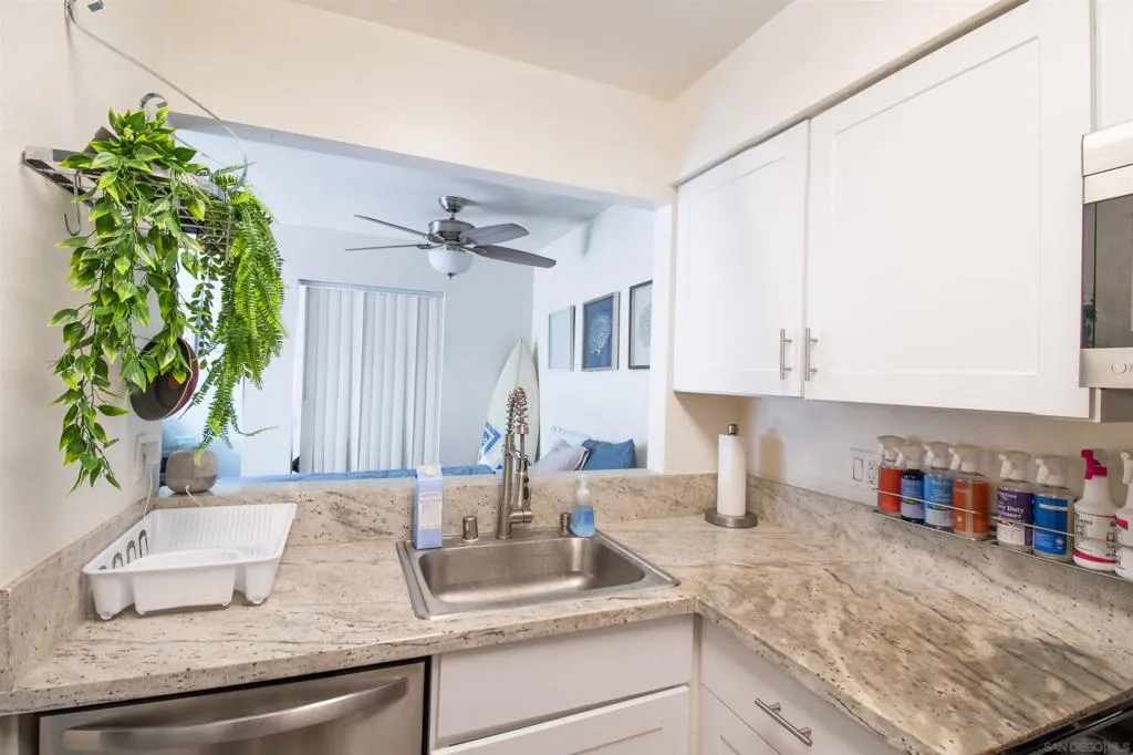 1337 Camanito Galbadon, San Diego, California 92108 home-pic-8