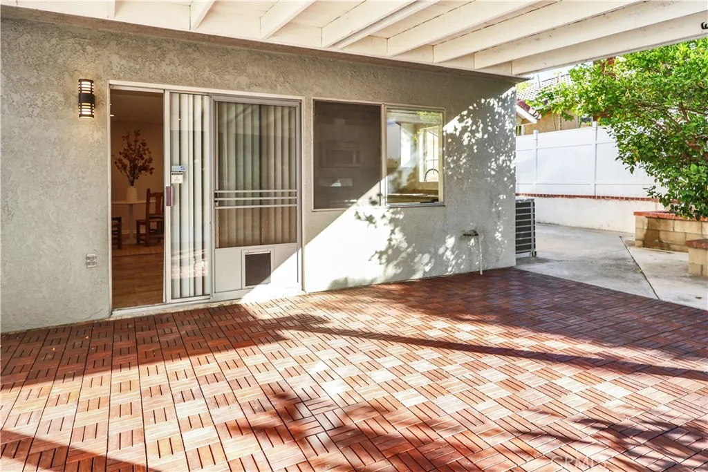 8482 E Amberwood, Anaheim, California 92808 home-pic-22