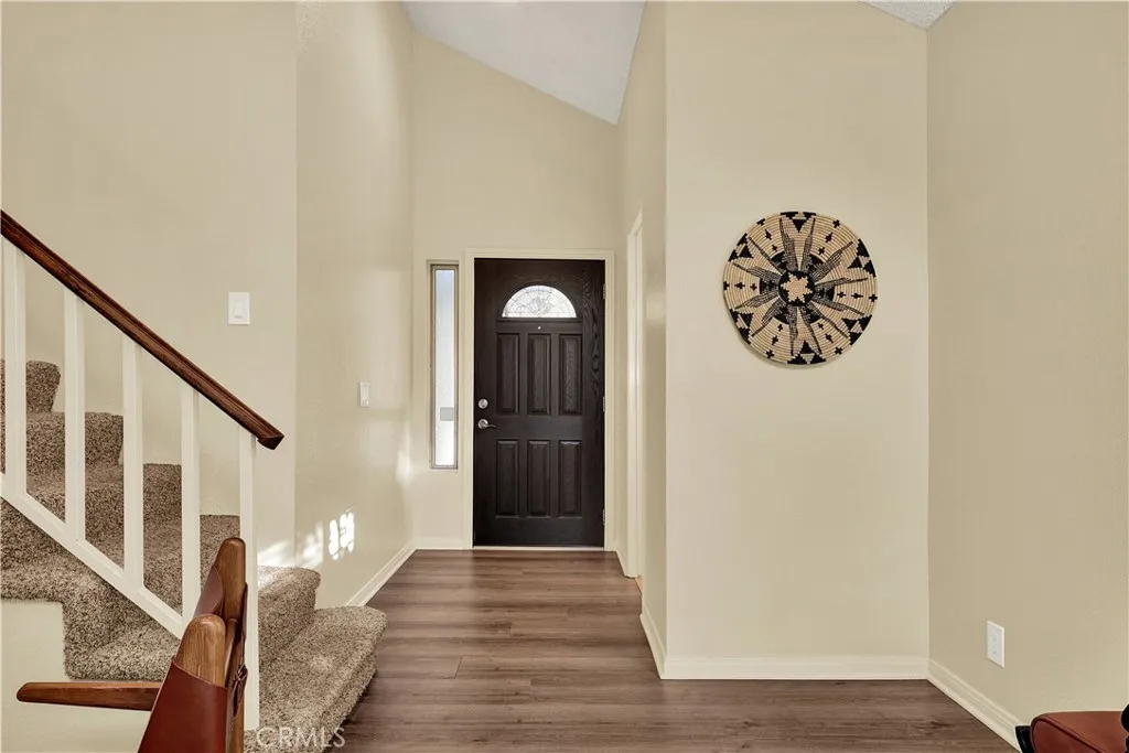 8482 E Amberwood, Anaheim, California 92808 home-pic-3