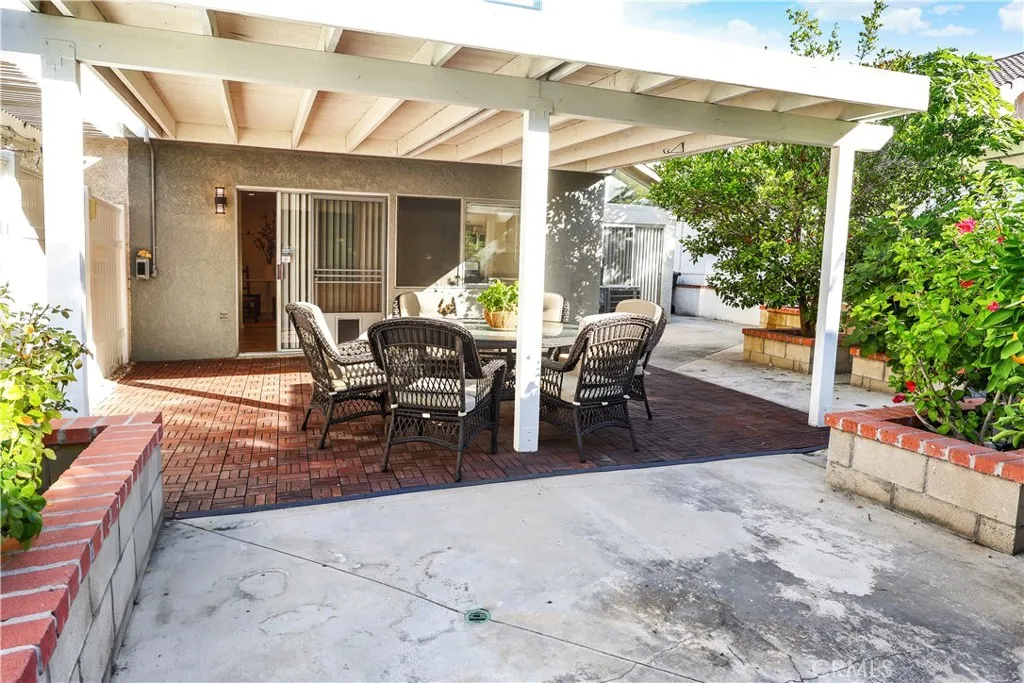 8482 E Amberwood, Anaheim, California 92808 home-pic-23