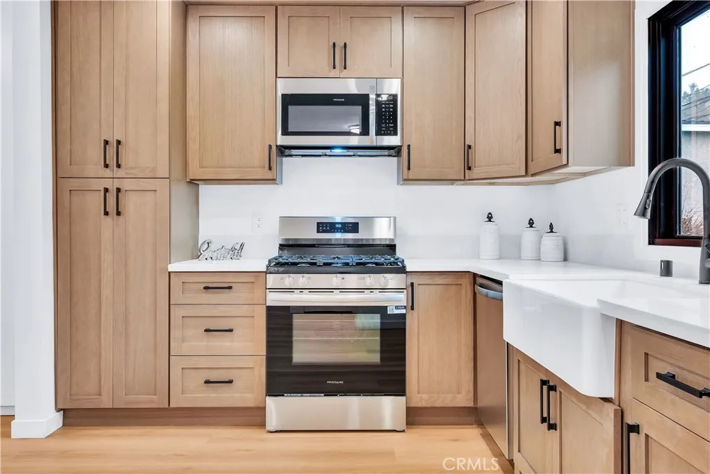 25710 Crest Road, Torrance, California 90505 home-pic-23