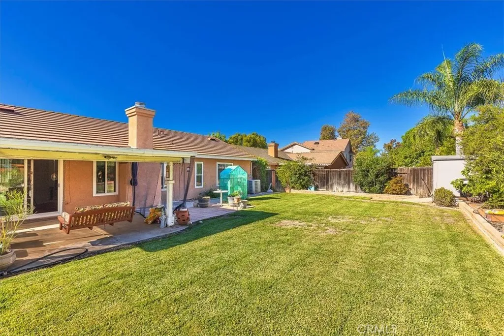 40597 Sunflower Road, Murrieta, California 92562 home-pic-11