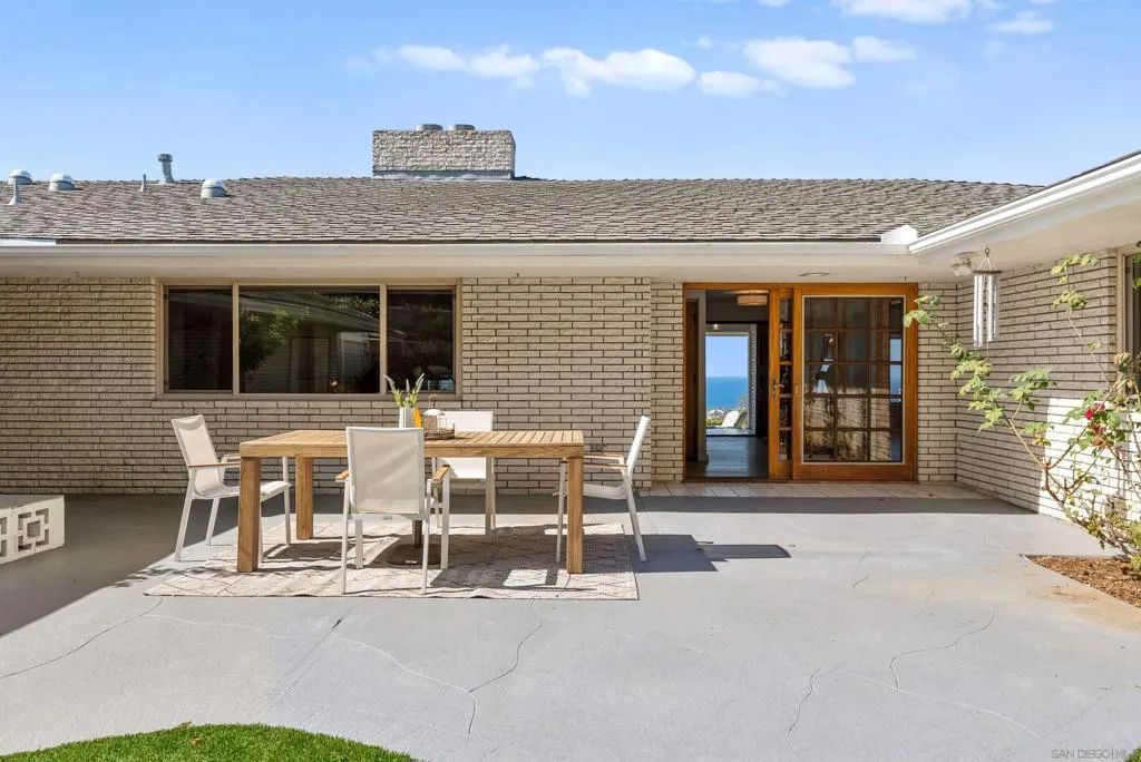 1177 Muirlands Vista Way, La Jolla, California 92037 home-pic-25