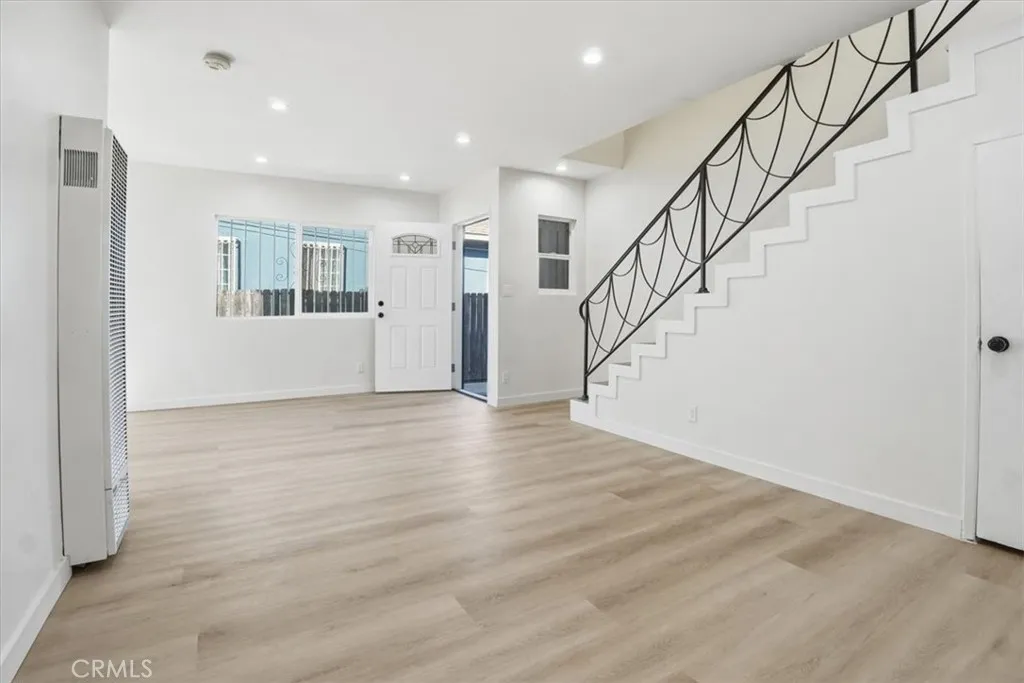 224 W 107th, Los Angeles, California 90003 home-pic-23