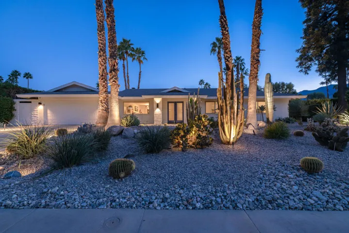 2517 E. Mesquite Ave.
