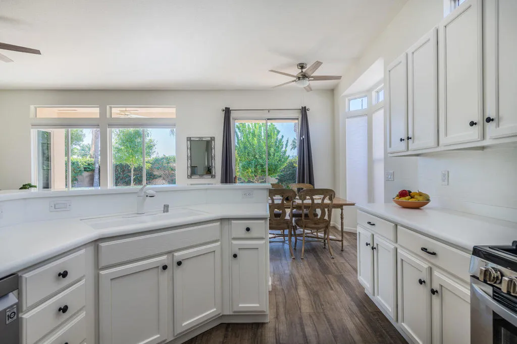 80187 Royal Birkdale Drive, Indio, California 92201 home-pic-4