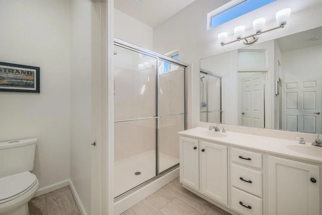 80187 Royal Birkdale Drive, Indio, California 92201 home-pic-19