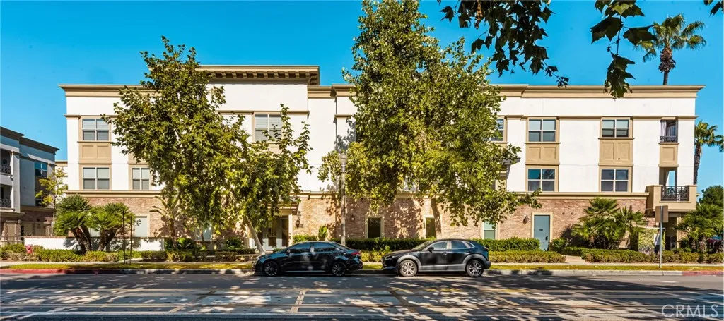 425 S Anaheim Boulevard 3, Anaheim, California 92805 home-pic-0