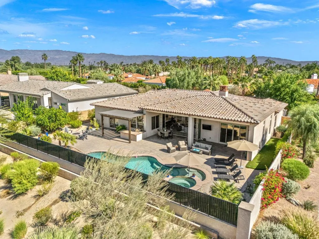 54915 Donnerail Court, La Quinta, California 92253 home-pic-37