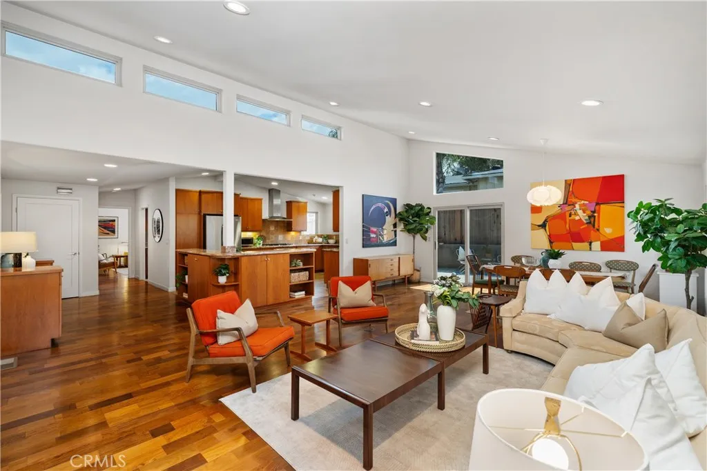 2377 Silver Ridge Avenue, Los Angeles, California 90039 home-pic-0