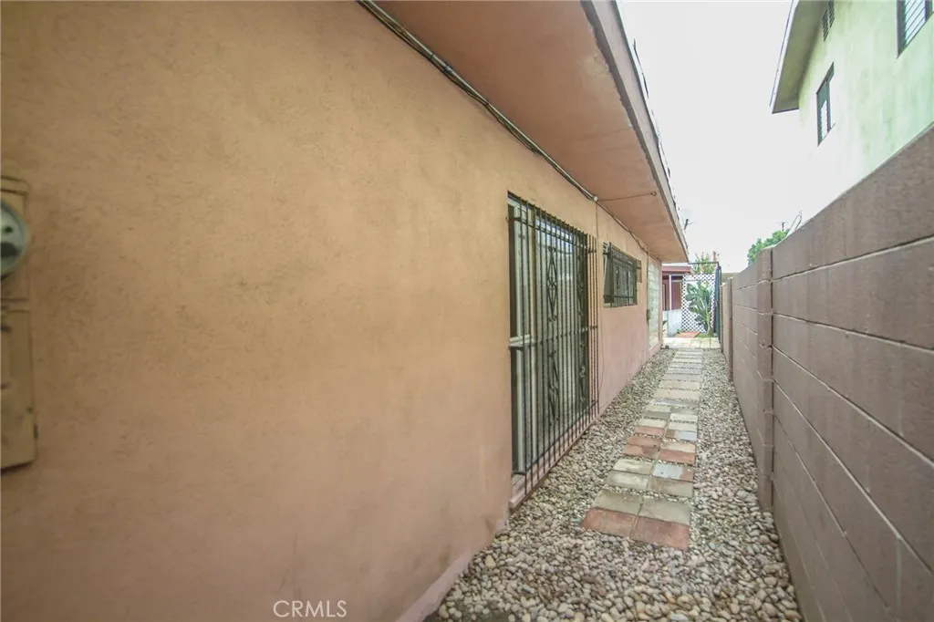 3241 Santa Ana, Huntington Park, California 90255 home-pic-42