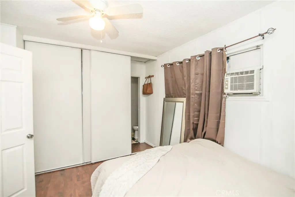 3241 Santa Ana, Huntington Park, California 90255 home-pic-36