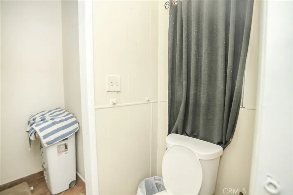 3241 Santa Ana, Huntington Park, California 90255 home-pic-35