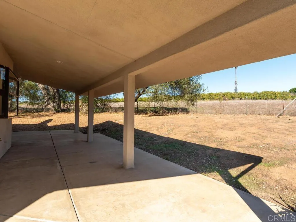 2844 Live Oak Park Rd, Fallbrook, California 92028 home-pic-51