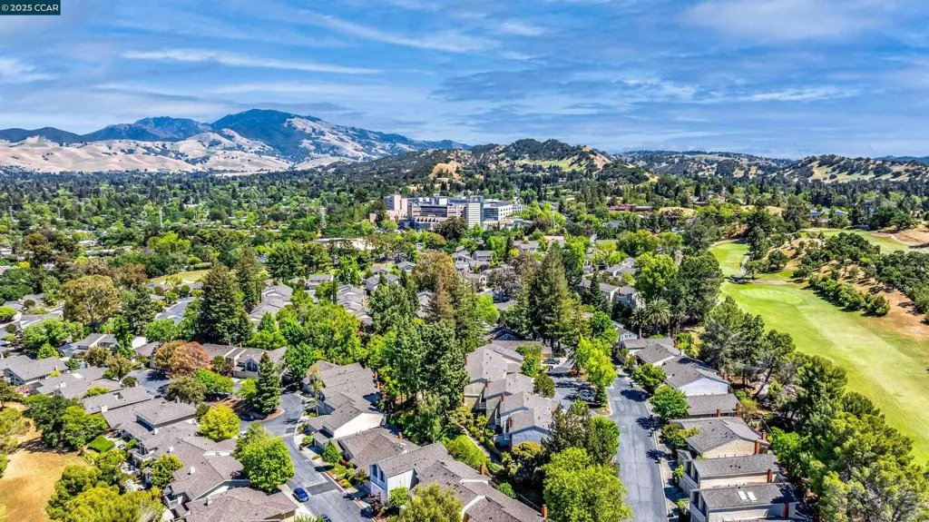1513 Siskiyou Dr, Walnut Creek, California 94598 home-pic-40