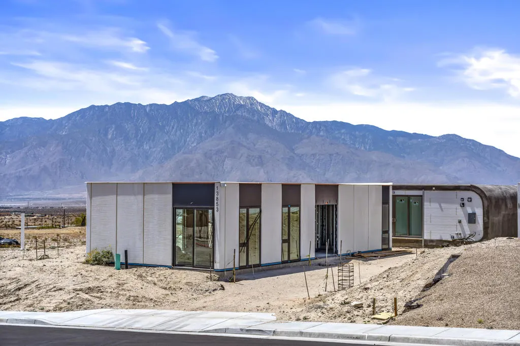 13845 Scenic Crest Circle, Desert Hot Springs, California 92240 home-pic-3