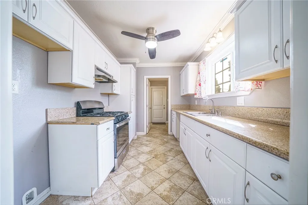 5518 Norwalk Boulevard, Whittier, California 90601 home-pic-12