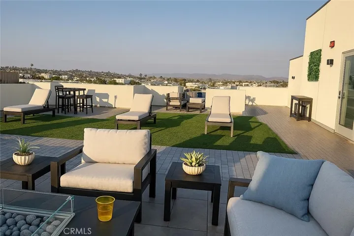 Roof Lounge