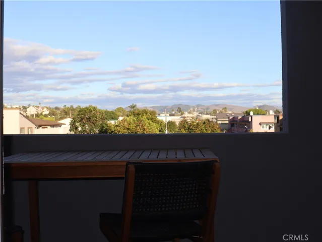 Deck with Hills and City views