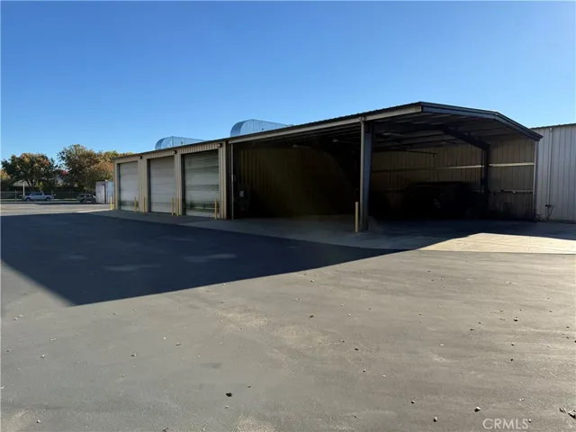 Paint facility with wash rack