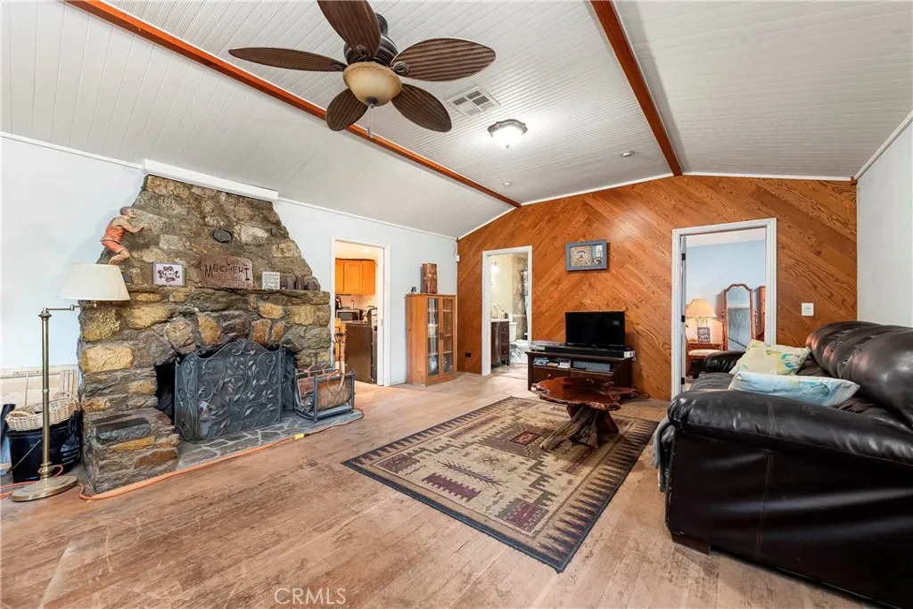 39100 Calle Essencial, Green Valley, California 91390 home-pic-10
