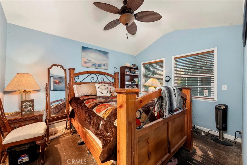 39100 Calle Essencial, Green Valley, California 91390 home-pic-15
