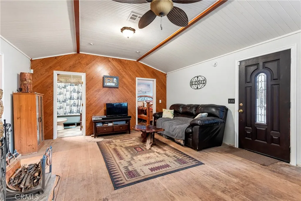 39100 Calle Essencial, Green Valley, California 91390 home-pic-11