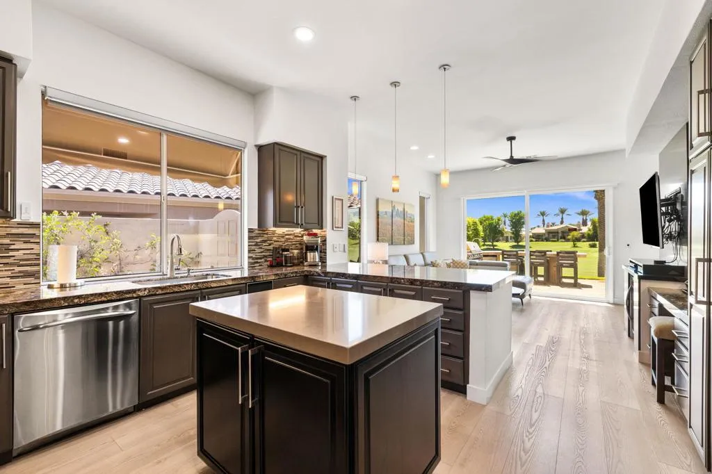 703 Box Canyon Trail, Palm Desert, California 92211 home-pic-2