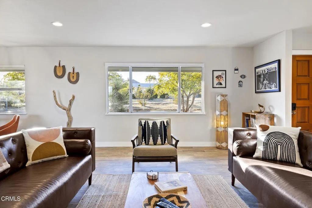 4741 Avenida Del Sol, Joshua Tree, California 92252 home-pic-7