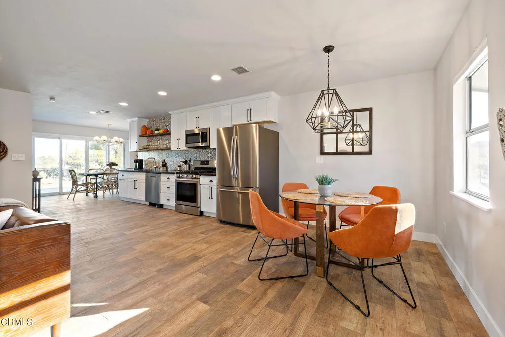 4741 Avenida Del Sol, Joshua Tree, California 92252 home-pic-15