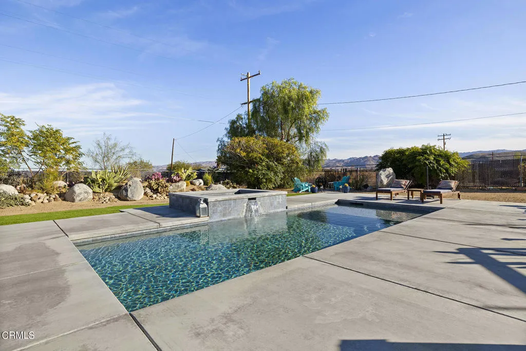 4741 Avenida Del Sol, Joshua Tree, California 92252 home-pic-35