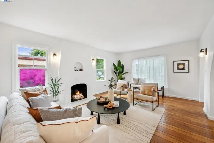 3764 35th Avenue, Oakland, California 94619