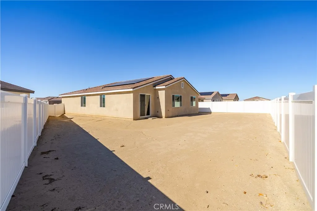 45628 Rachel Avenue, Lancaster, California 93535 home-pic-27
