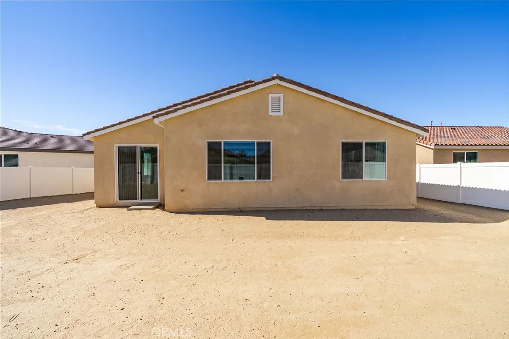 45628 Rachel Avenue, Lancaster, California 93535 home-pic-28