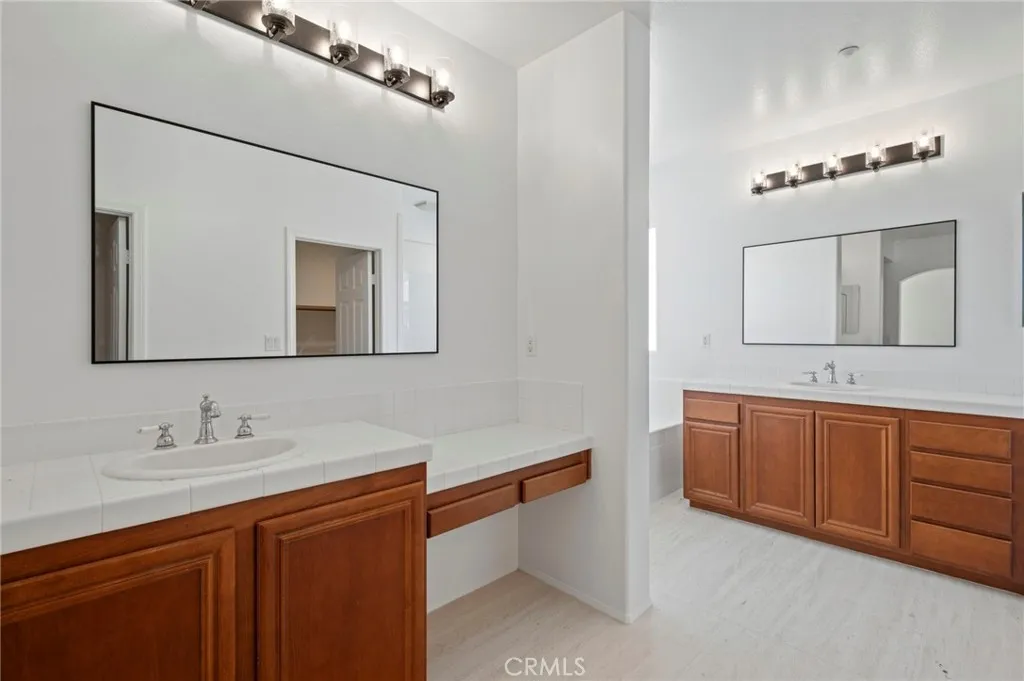 15 Calle Alumbrado, San Clemente, California 92673 home-pic-29