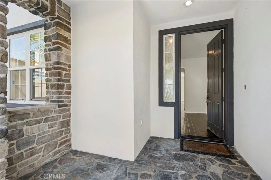 15 Calle Alumbrado, San Clemente, California 92673 home-pic-2