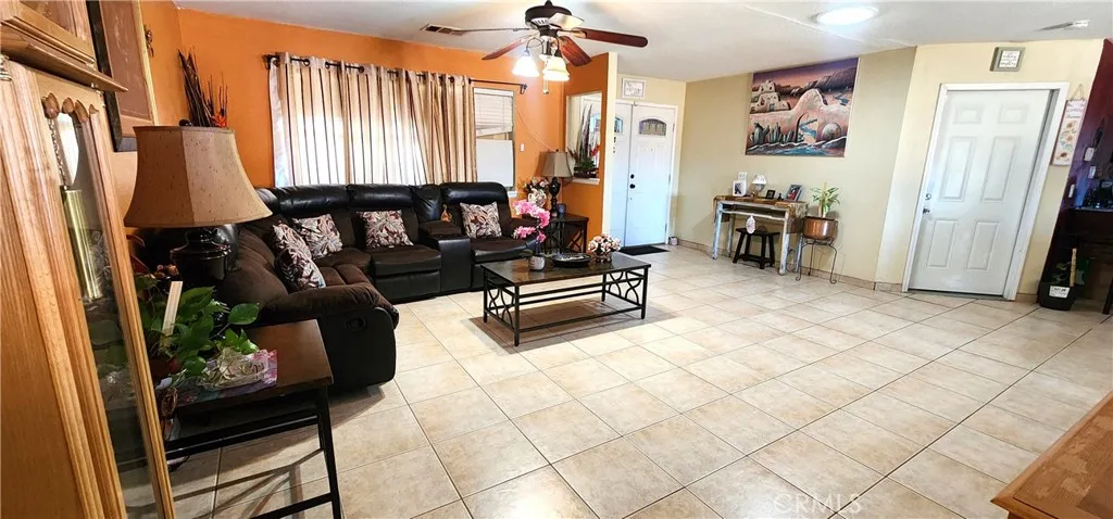 15135 Cheyenne, Apple Valley, California 92307 home-pic-10